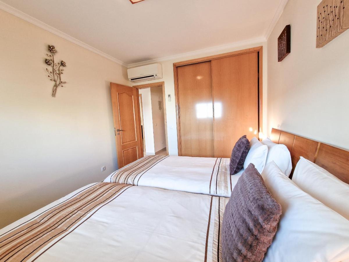 Apartment Rocha Oceano Azul Charming Portimao Exterior photo